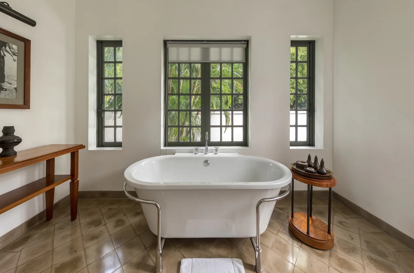 Bathroom Water Removal in Springdale, OH